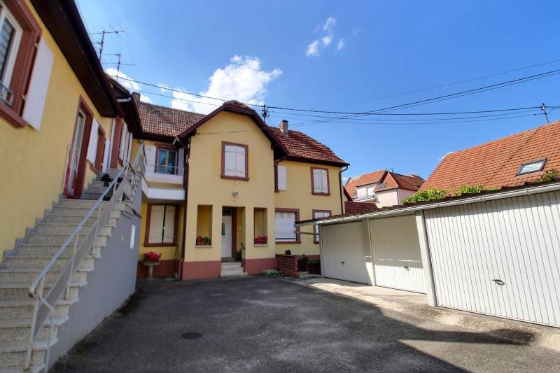 A vendre dans notre agence immobilière un appartement spacieux avec garage d'1 pièces 33m² à Schweighouse
