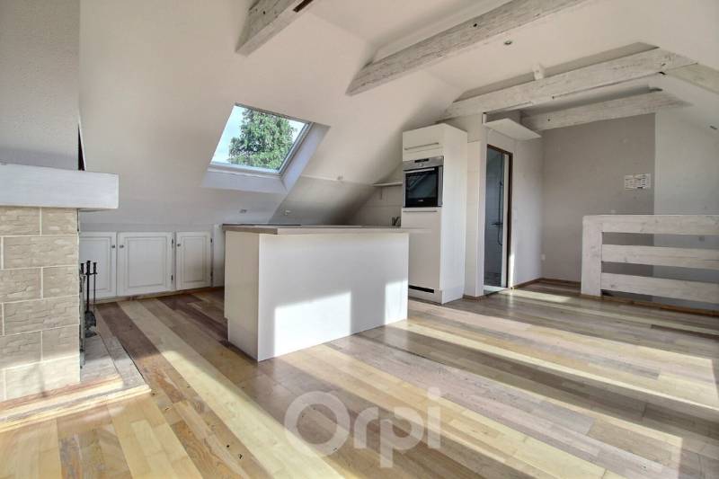 A vendre à l'agence immobilière ORPI un appartement 2P 38m² avec grande terrasse, jardin, parking au Val de Moder